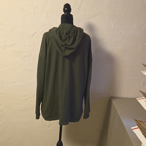 Hooded pullover - Picture 2 of 2